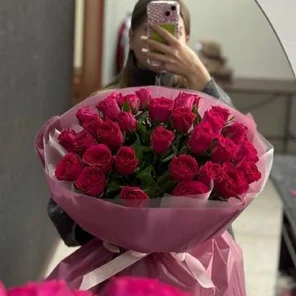 31 роза в винном оформлении