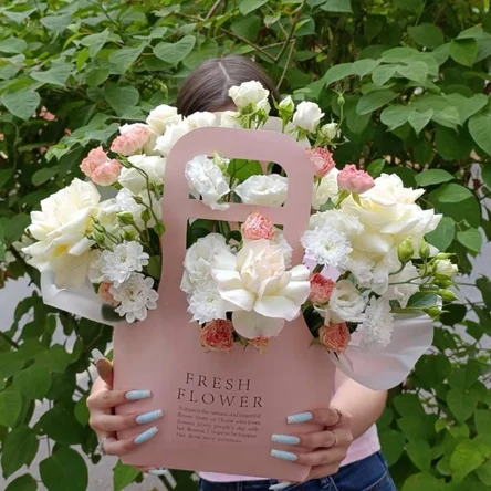 Сборная композиция  в сумочке